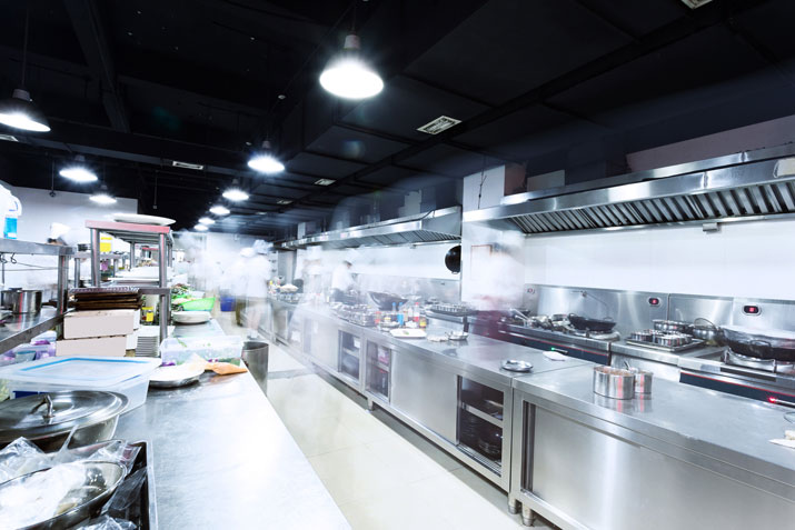 Limpieza de una cocina de Catering