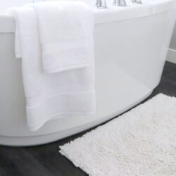 Lavar Alfombras de Baño